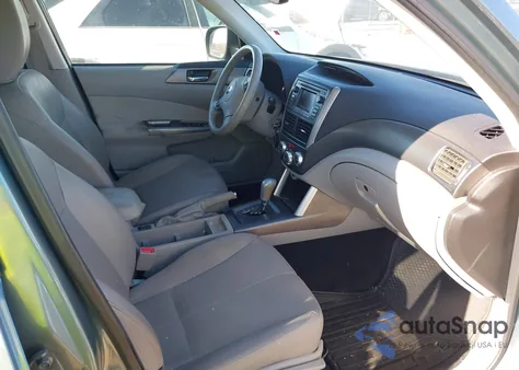 2013 Subaru Forester 2.5X Limited из США, поврежденный, VIN JF2SHAECXDH406676